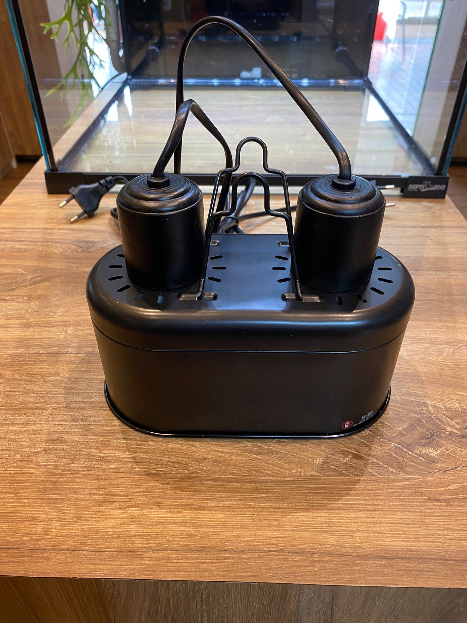ReptiZoo Nano Dual Dome Lamp Fixture