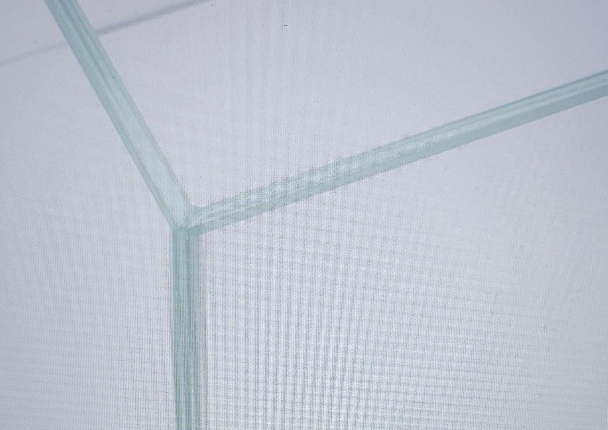 UNS - Nano Rimless Tank Series 5N