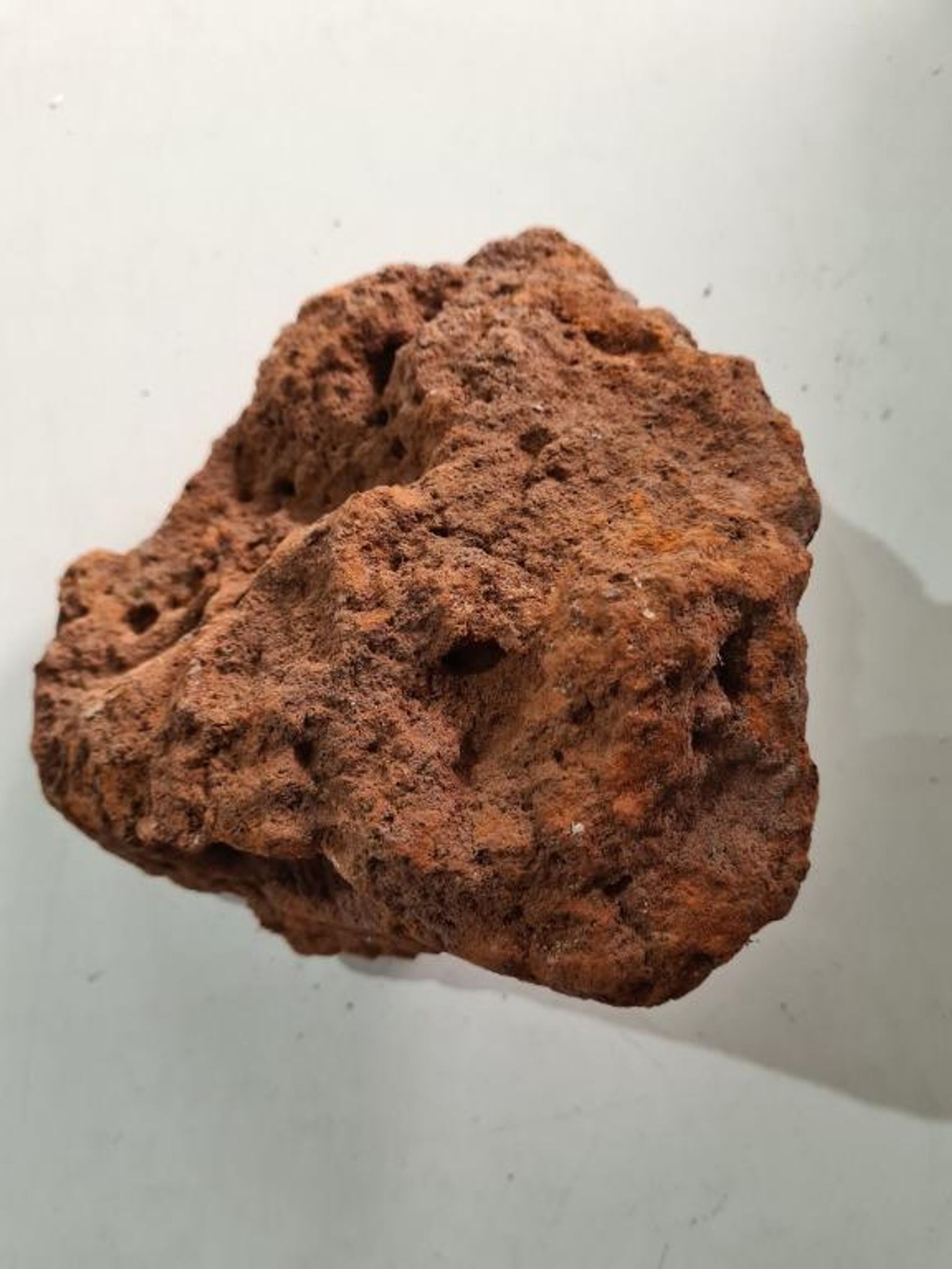 VOLCANIC RED LAVA ROCKS (JUMBO) (20kg)