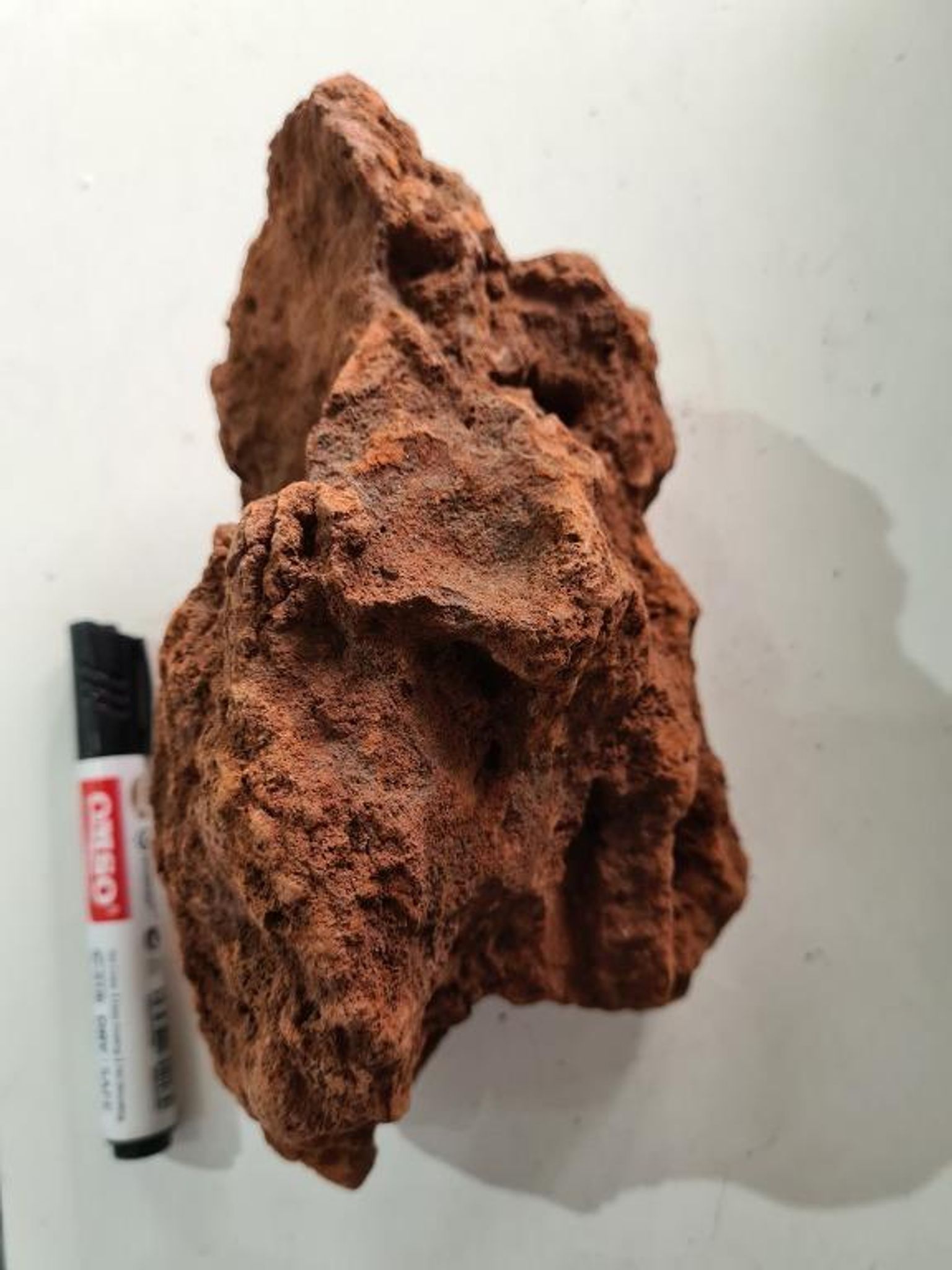 VOLCANIC RED LAVA ROCKS (JUMBO) (20kg)