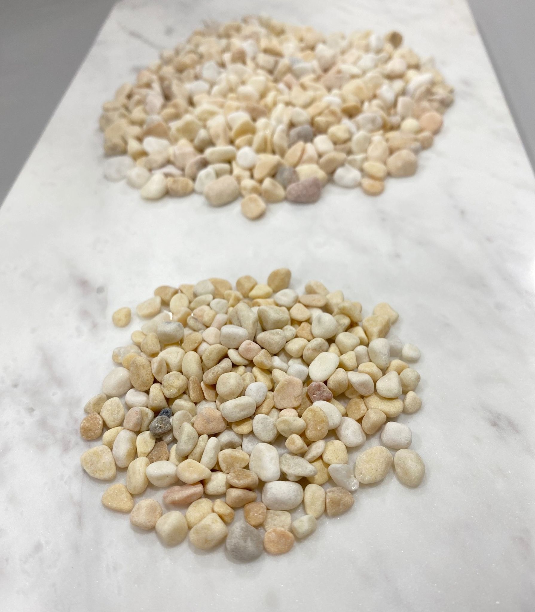 WHEAT BEIGE PEBBLES (TUMBLED) (20kg)