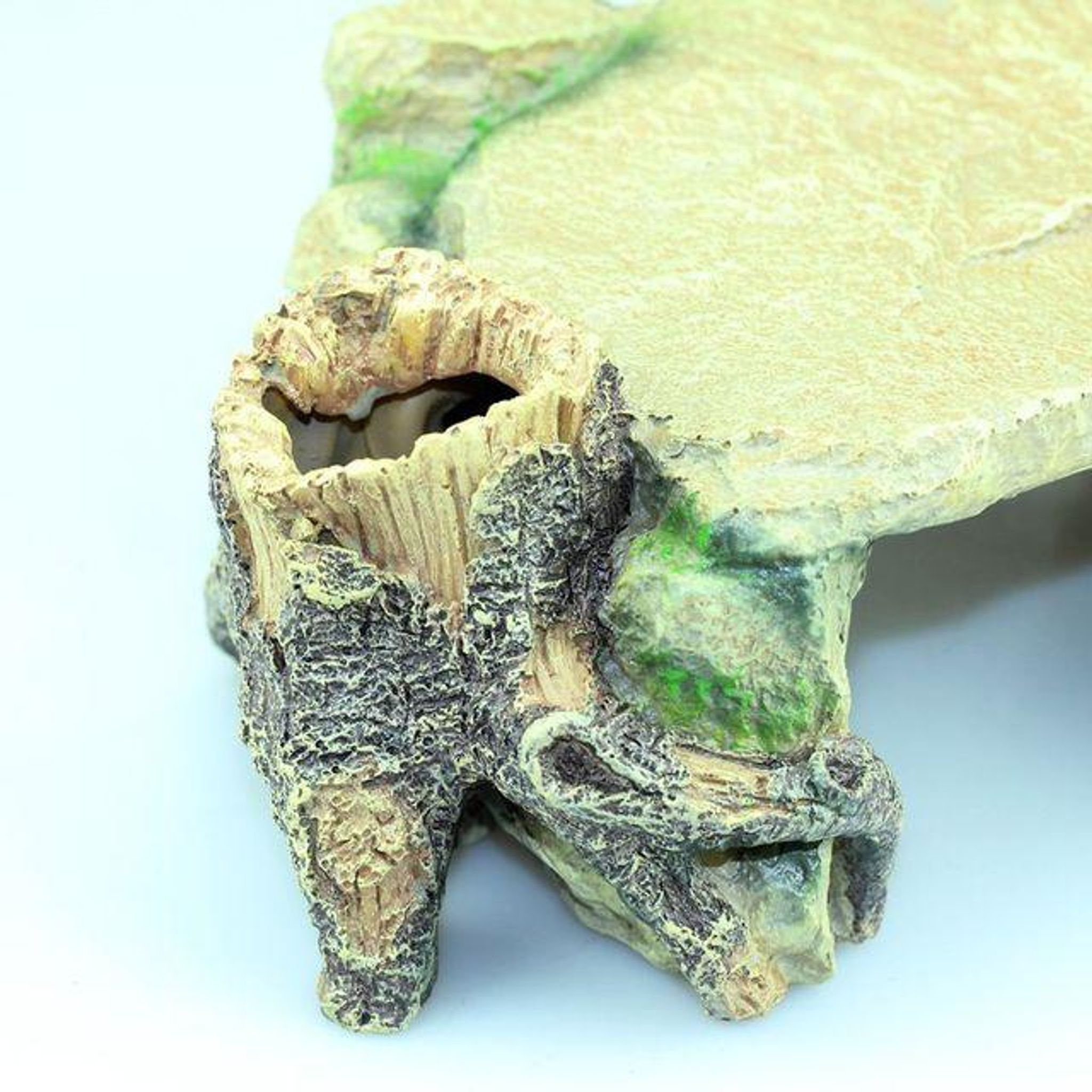 RQ19025 Turtle Island Aquarium Decoration 24x16x9cm